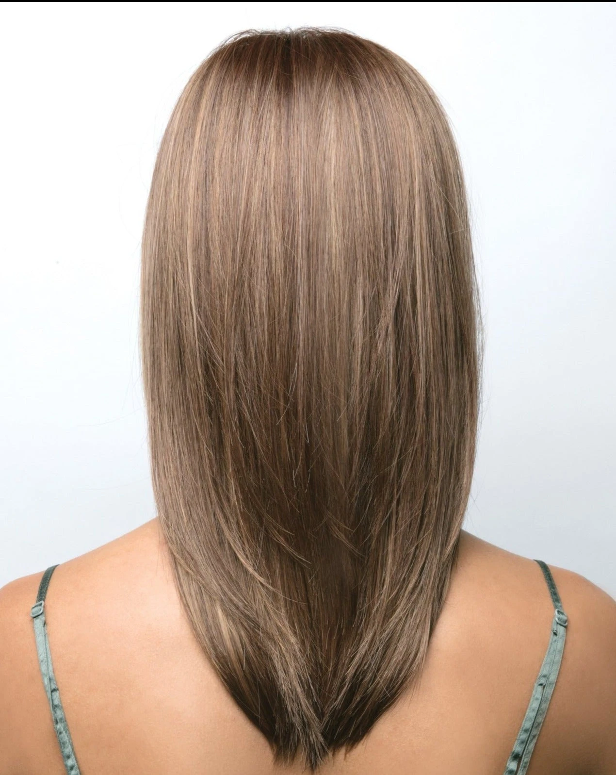 Laine Wig by Rene of Paris Laine Wig By Rene Of Paris -Best Wig Shop 2317 Laine Almond Spice R bk