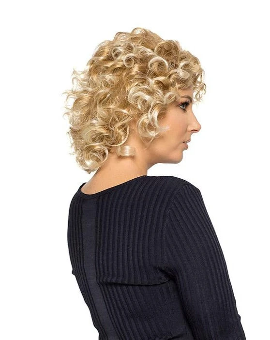Angelina Wig by WigPro | Synthetic Wig Angelina Wig By WigPro | Synthetic Wig -Best Wig Shop 549 Angelina Vanila Lush 5