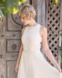 Britt Wig By Rene Of Paris 6 Britt Wig By Rene Of Paris -Best Wig Shop 6535 Britt Sandy Mink 1