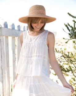 Halo Bob Top Piece By Rene Of Paris -Best Wig Shop 736 HaloBob SpringHoney2 768x1152 1