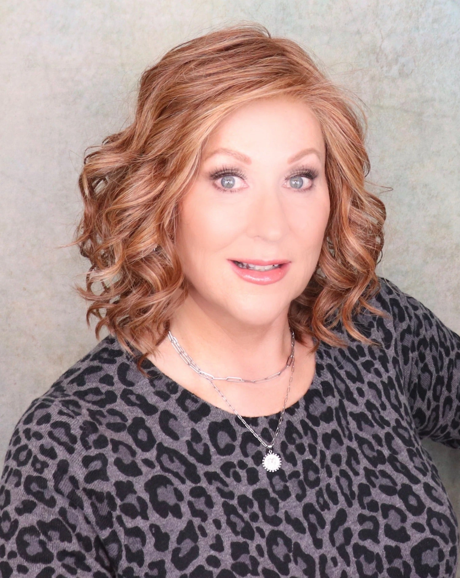 Editor's Pick Wig by Raquel Welch | Average Cap Editor's Pick Wig By Raquel Welch | Average Cap -Best Wig Shop Editor sPickEliteRustyAuburnFront d25da66d 2653 4341 b415 6b96e35a3b81