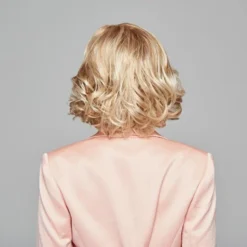 Twirl And Curl Wig By Gabor | Mono Part | Lace Front 4 Twirl And Curl Wig By Gabor | Mono Part | Lace Front -Best Wig Shop GB Ecomm TwirlandCurl Model Side3