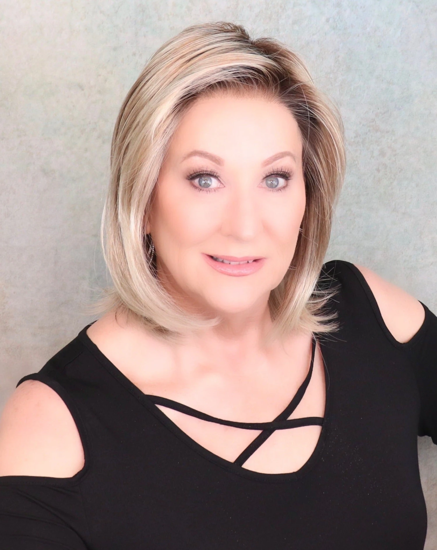 Icone Wig by Ellen Wille | Mono Top Icone Wig By Ellen Wille | Mono Top -Best Wig Shop IconeEWChampaneRooted