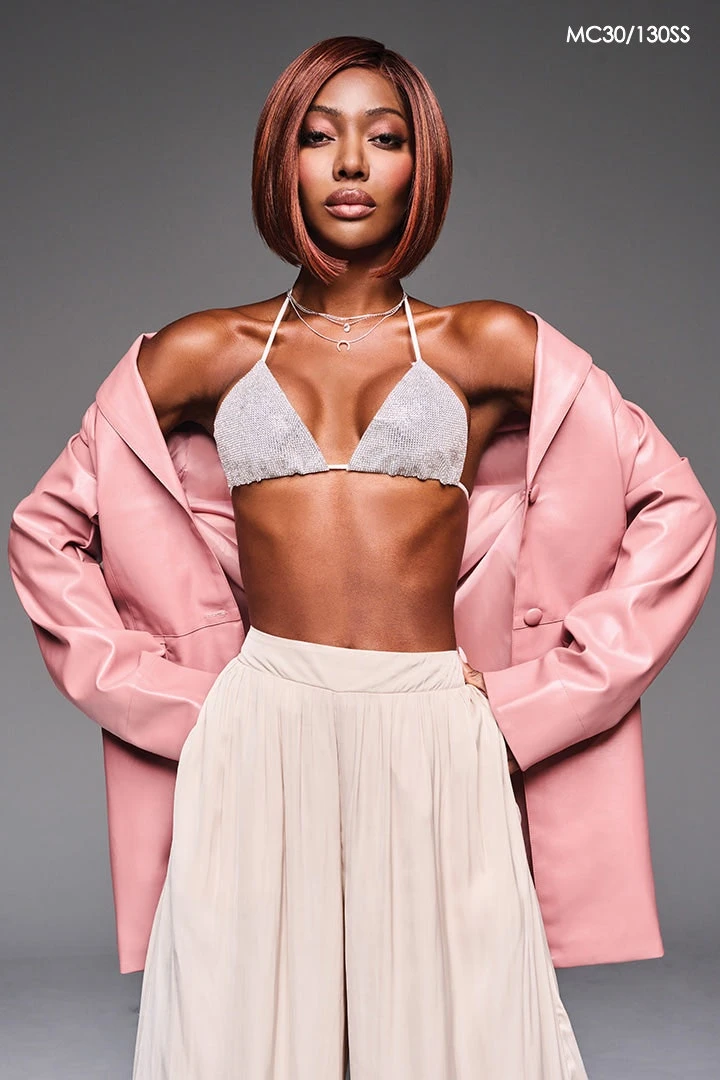 Hailey Wig by Kim Kimble | Heat-Friendly Synthetic Hailey Wig By Kim Kimble | Heat-Friendly Synthetic -Best Wig Shop KK Hailey Model Front2