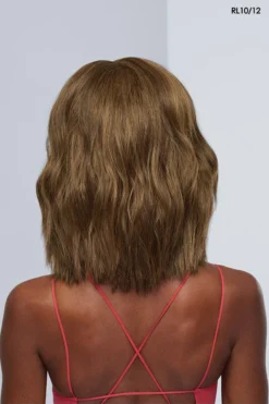 Big Spender Wig By Raquel Welch | Heat-Friendly Synthetic -Best Wig Shop RW BigSpender Model2 Side2