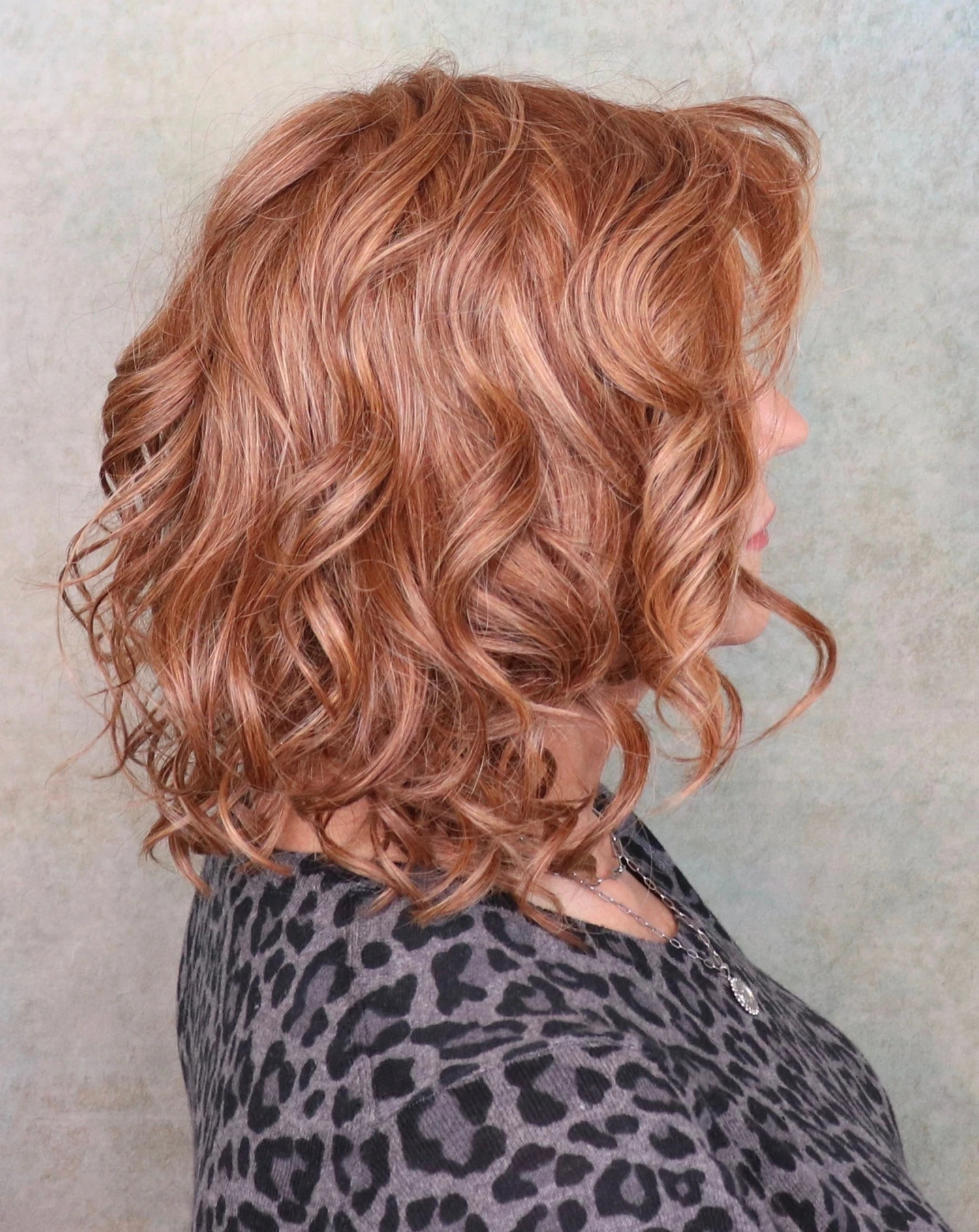 Editor's Pick Wig by Raquel Welch | Average Cap Editor's Pick Wig By Raquel Welch | Average Cap -Best Wig Shop RustyAuburnside 7d12d447 9526 4119 b2e6 389c732bae32