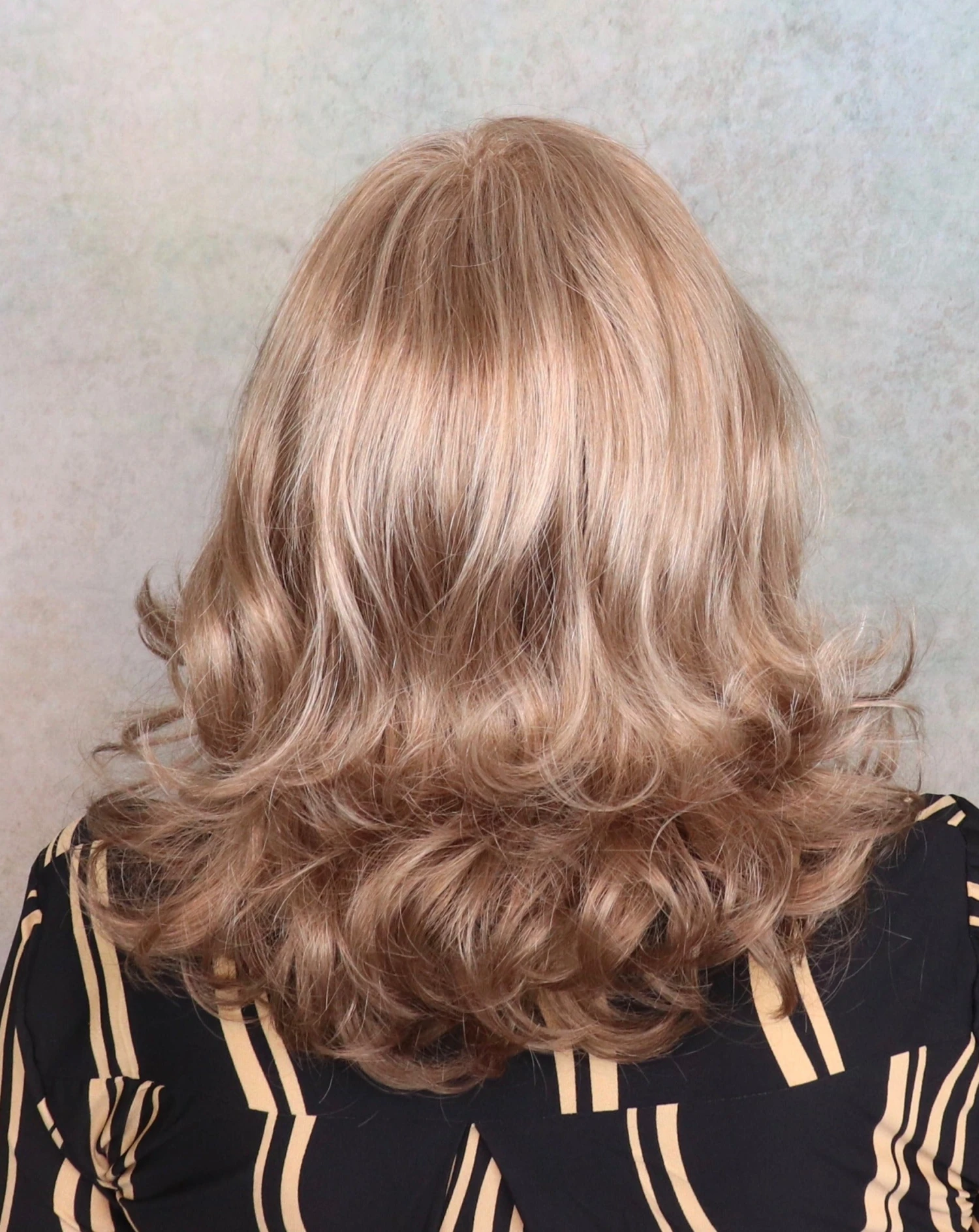 Sonia Wig by Envy Sonia Wig By Envy -Best Wig Shop SoniaEnvyGingerCreamback