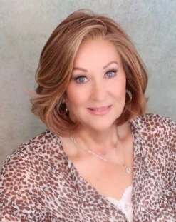 Untold Story By Raquel Welch | Mono Top